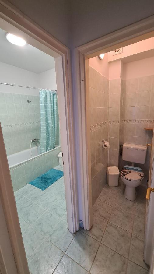 Gabi Apartman Hajduszoboszlo Bagian luar foto